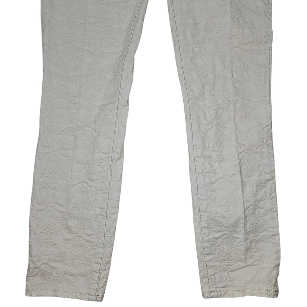 Free People Jaquard Textured Cream Lowrise Jeans In 25 - Picture 3 of 8